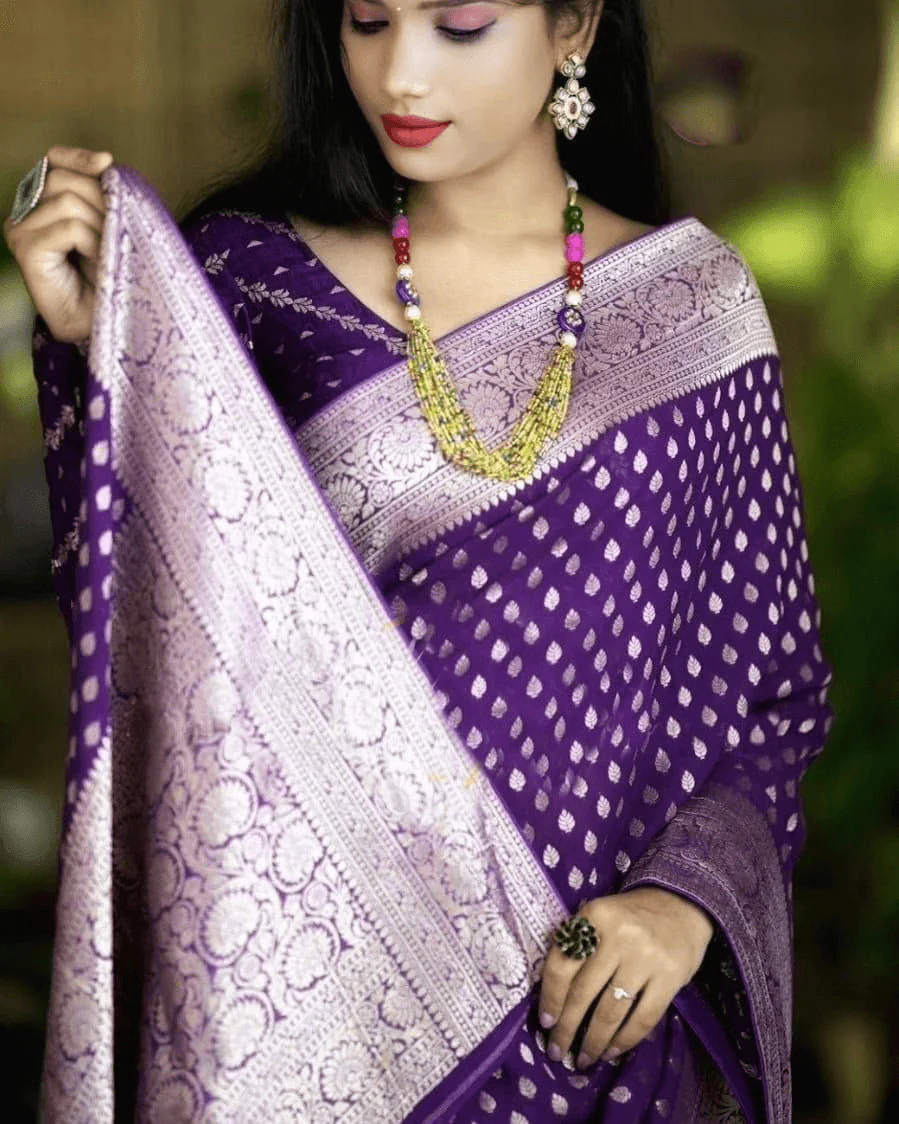 Pure Crepe Silk Saree with Zari Butties and Rich Pallu – Elegant Ethnic Wear - Image 7