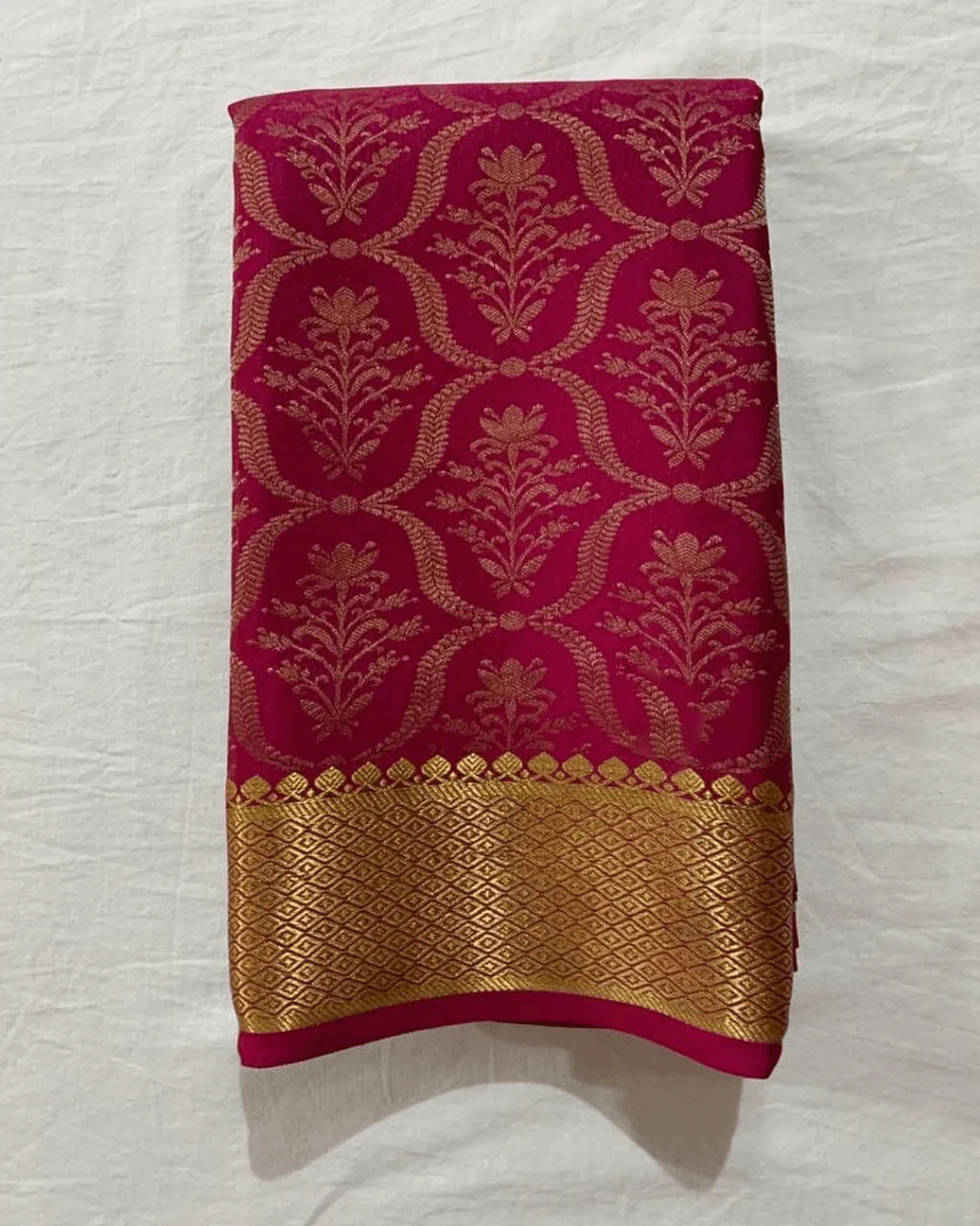 PURE GEORGETTE SILKS Saree 05 - Image 6