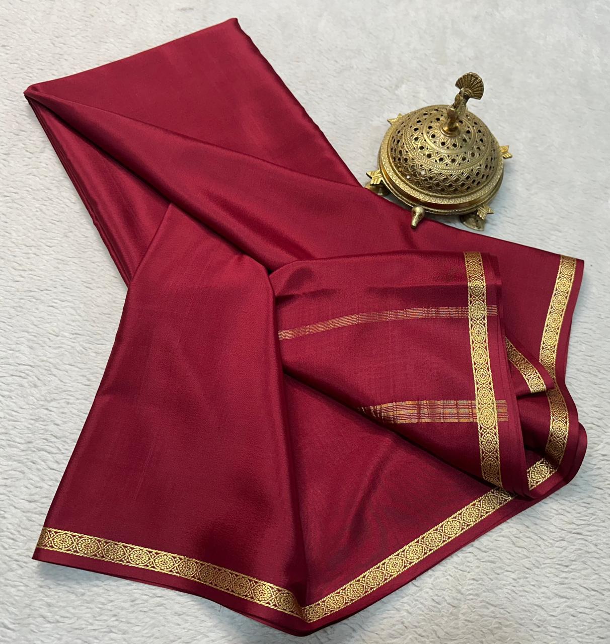 Sartorial Sophistication: Line Pallu Sarees with Petite Borders in Vibrant Solids - Image 11