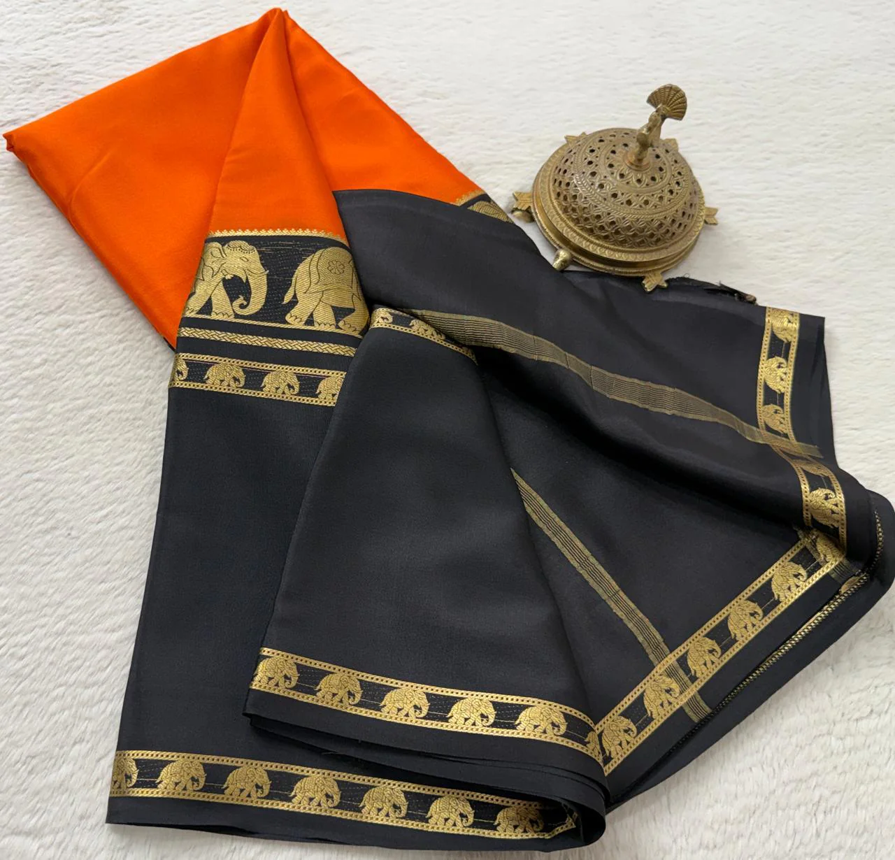 Semi-Crepe Silk Saree with Elephant Bentex Border | Contrast Color Designer Saree - Image 9
